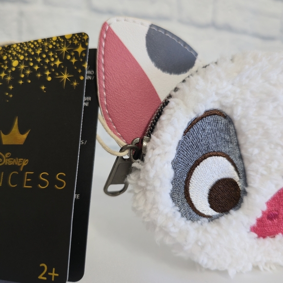 Loungefly Pua Moana Pig Sidekick Fuzzy Disney Princess Coin Pouch Wallet New - Picture 5 of 16